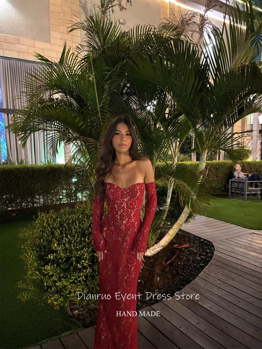 Dianruo-Vestidos De Noche ajustados De encaje rojo, apliques modernos, Vestidos De Fiesta con escote corazón, sirena, Vestidos sexys para graduación personalizados