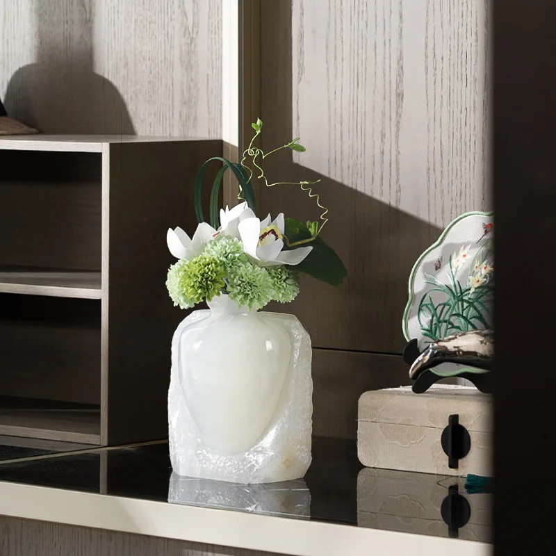 large flat floor high-end soft decoration space sitting area coffee table desktop marble vase flower ware advanced sense