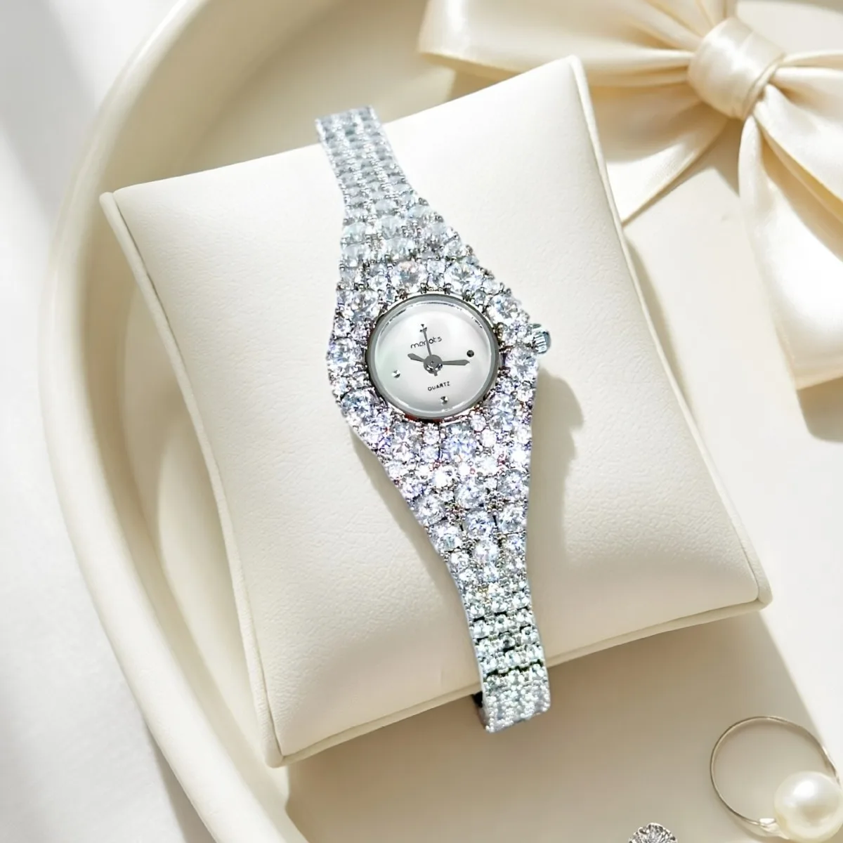 Luxury Full Rhinestone Women Watch Natural Mother of Pearl Dial Elegant Quartz Wristwatch Exquisite Ladies Jewelry Watch