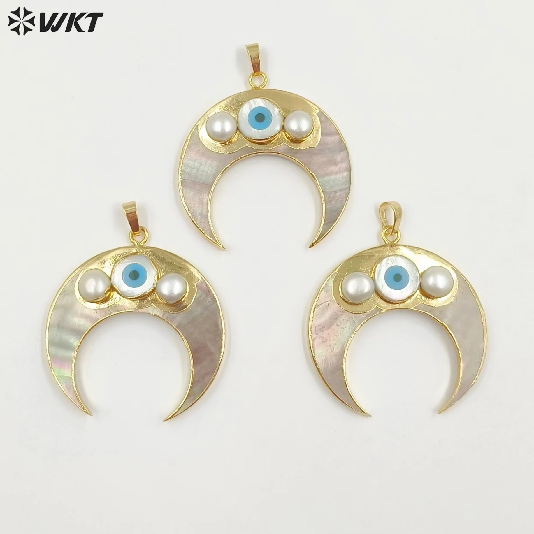 

WT-JP349 Wholesale Newest WKT Exclusive Design Big Grey Shell Horn Crescent Moon With Shell Eye Jewelry Pendant in 18k Real Gold