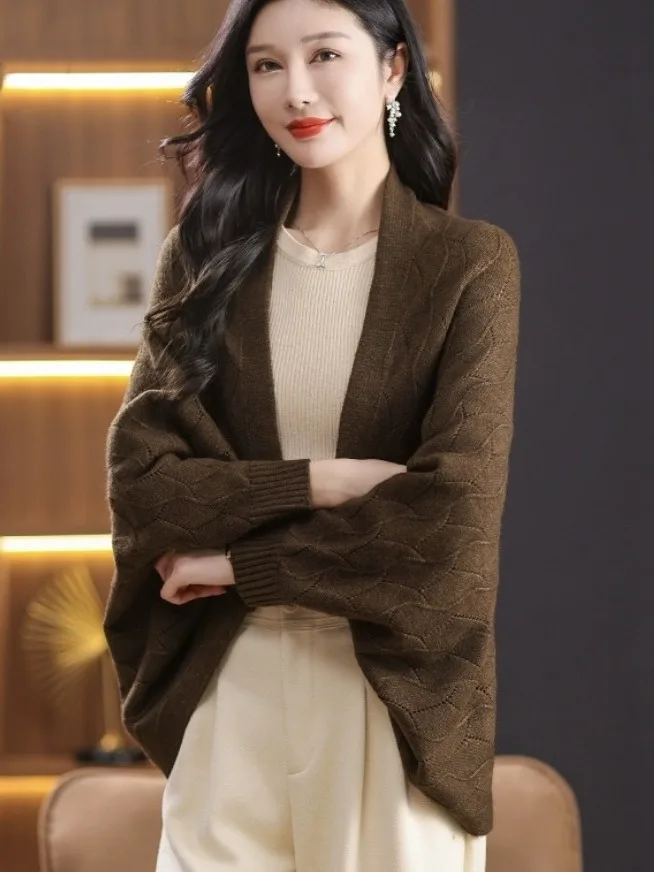 Écharpe de poinçon tricotée en laine européenne haut de gamme pour femmes, coupe ample, vêtements d'extérieur, Cardigan décontracté, matériau doux