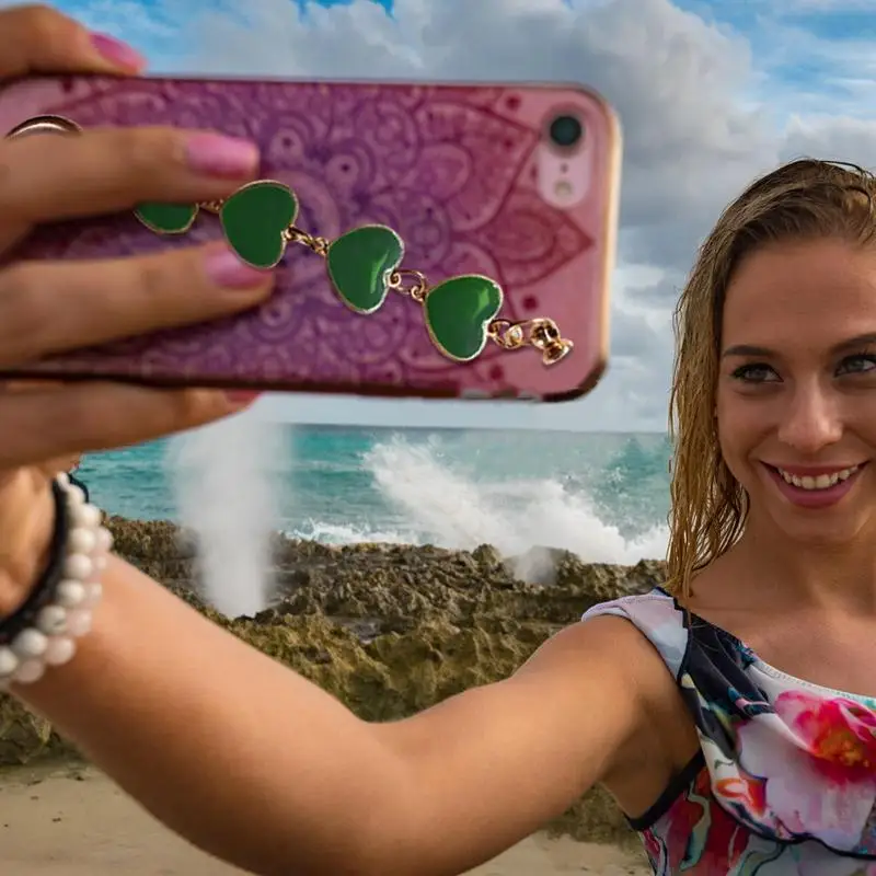 Electroplated Love Heart Phone Case Strap For IPhone 11 12 13 14 Pro Max XS Max X R 7 Plus 14 Shockproof Wrist Strap Chain Back