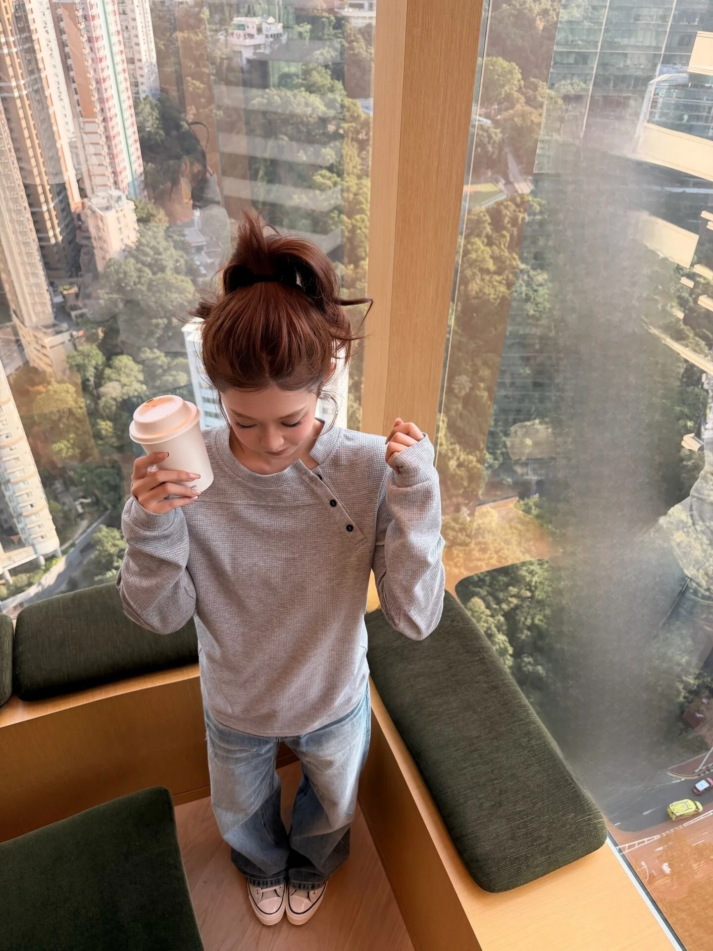 

Tomato Hero Casual Style Long Sleeve round Neck Cotton Sweatshirt Women's Loose Fit T-Shirt Side Button Shoulder Multi-Way Wear