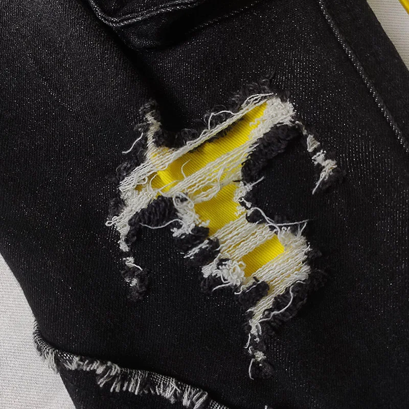 กางเกงยีนส์ผู้ชายสไตล์เรโทรขาดๆ หลายกระเป๋า กางเกงคาร์โก้แฟชั่นทรงสลิม ขาสั้น