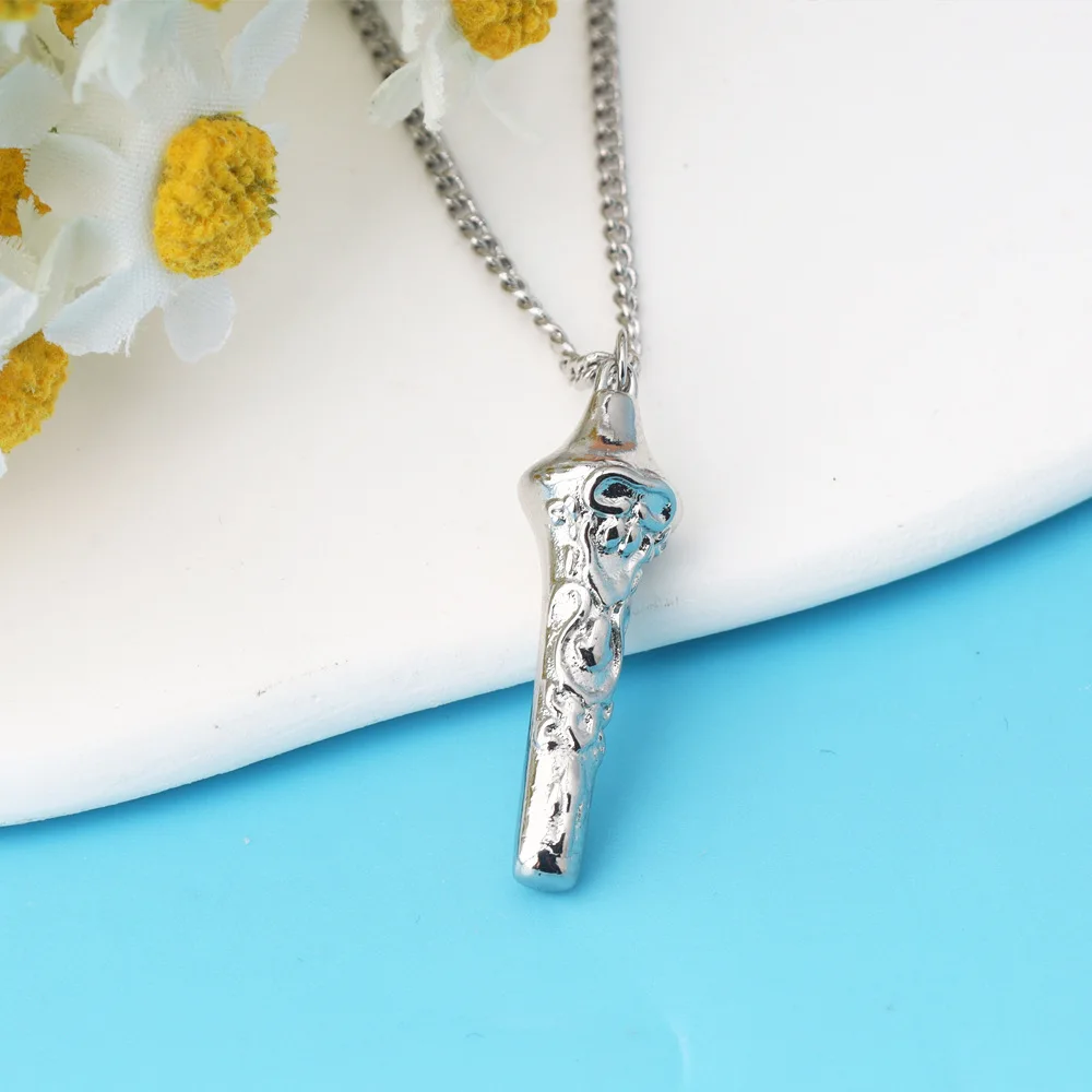 Arcueid Brunestud Pendant Necklace Arcueid's Moon Crest Cosplay Accessories  Anime Gothic Jewelry for Vampire Fans