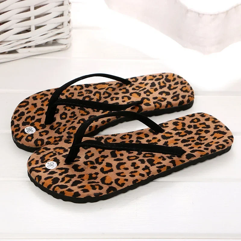 Leopard Print Flip Flops Women Summer New High-quality Beach Female Sandals Non-slip Casual Flat Slippers Polka-dot Slides Women