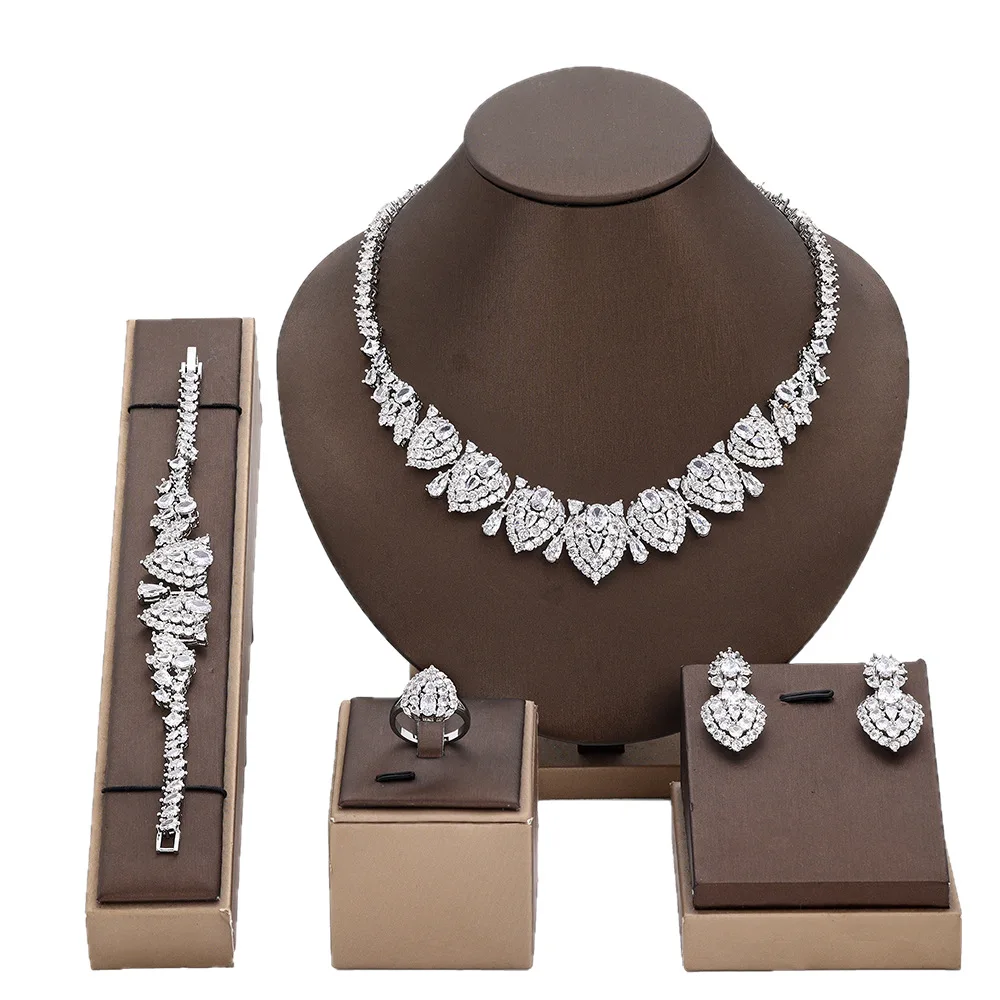 Vintage Zircon Jewelry Set for Women 2026 European And American High-End Light Luxury Earrings And Necklace Combo