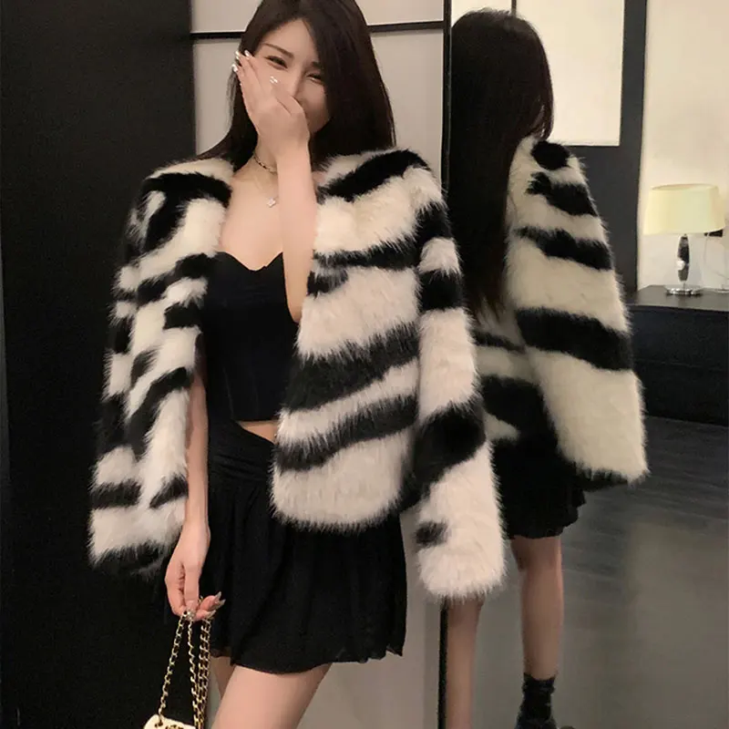 Autumn Winter Zebra Print Faux Fox Fur Coat Women Korea Fashion Warm Feather Coats Short Outercoat Lady Party Elegant Outfits