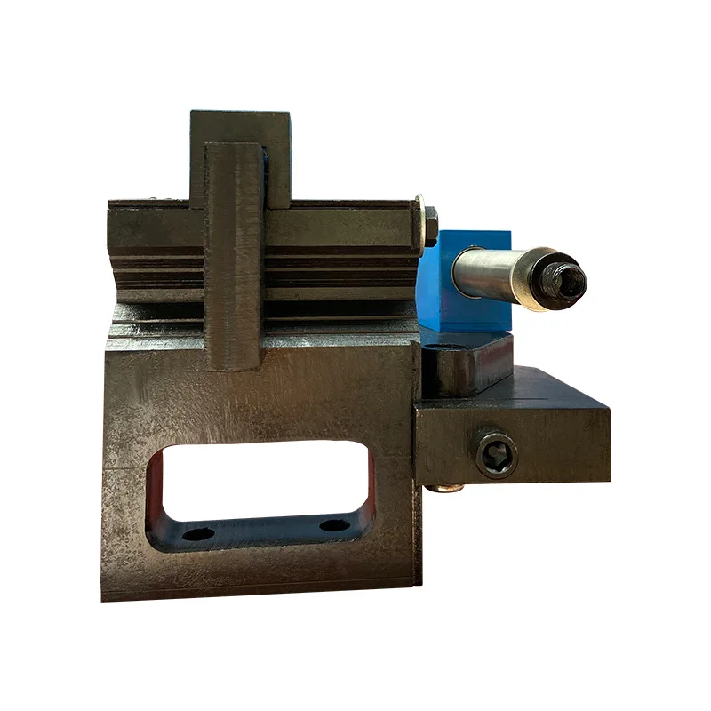 قاطع شديد التحمل Pnm 1-1/2 زاوية دوران أنبوب مشقوق يصل إلى 50 °   مشبك قابل للتعديل بمحورين مع منشار كهربائي