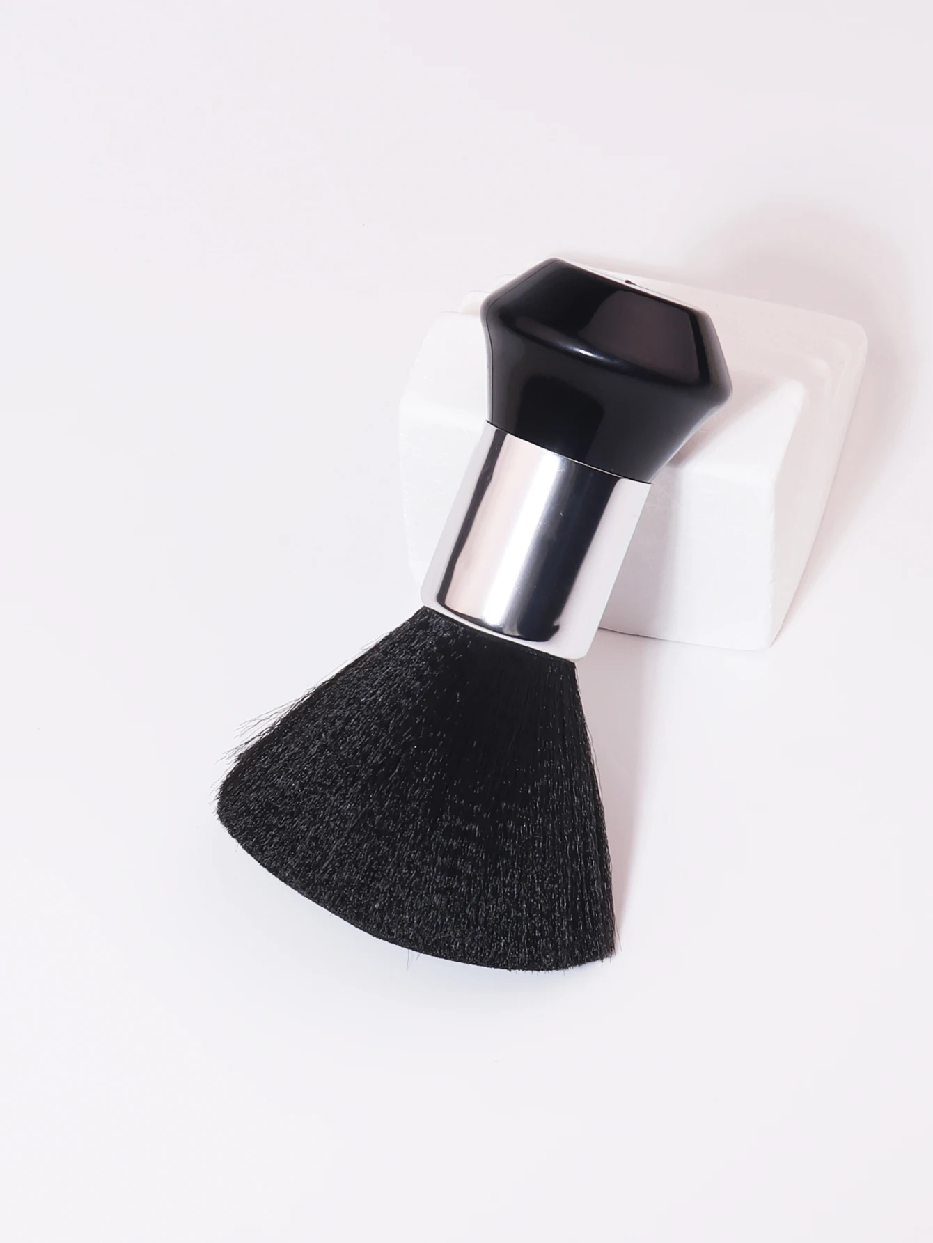 1 high-quality black soft bristle cleaning brushfacial and neck dust removal and dandruff brush hair styling tool brush