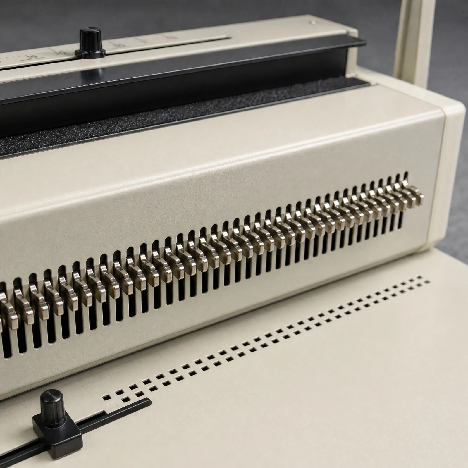 Wire-Binding Machine with Removable Punching Knives Metal Build Manual Desktop Paper Punch Office Equipment Easy to Use