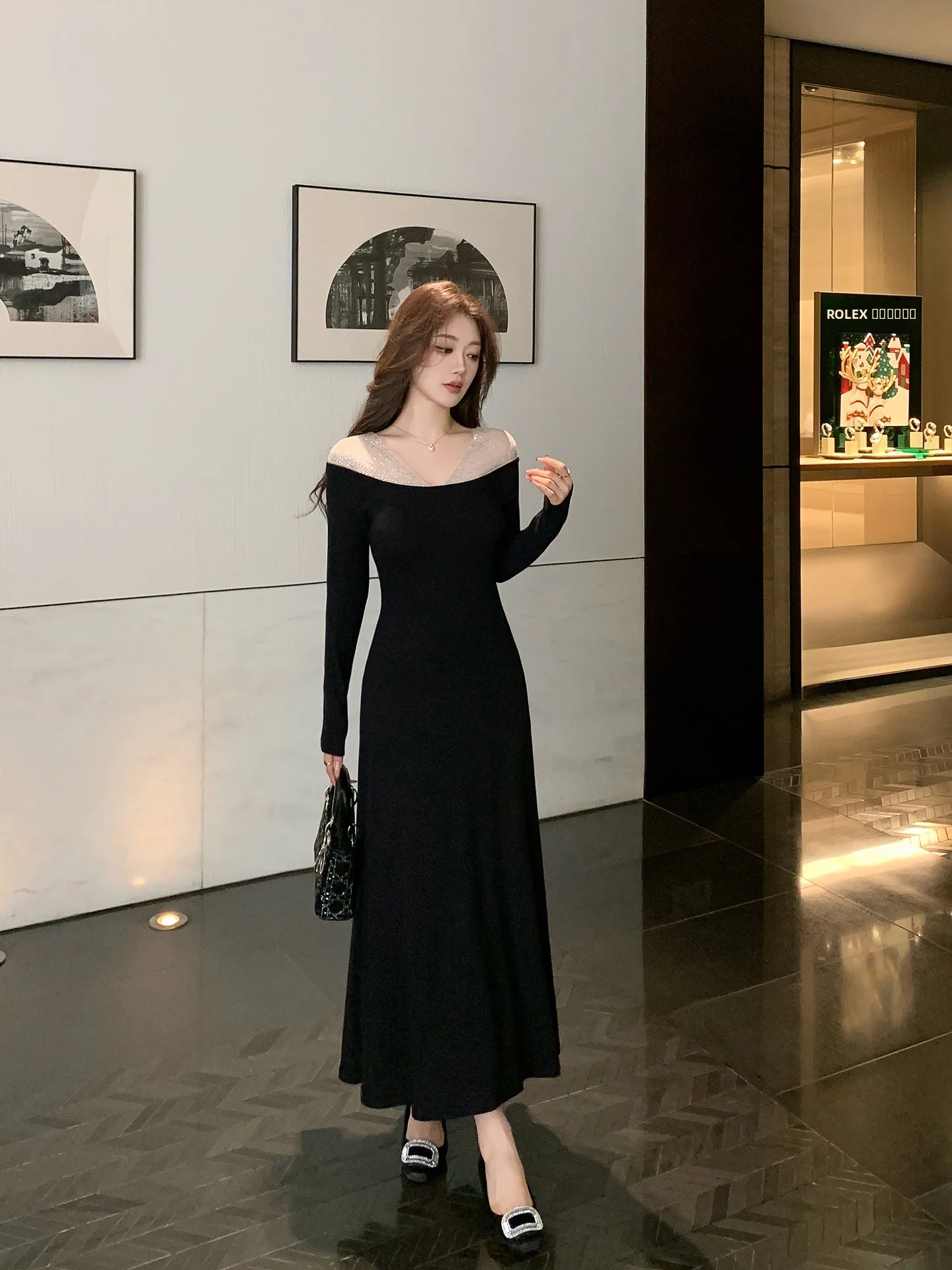 

Lin Guan Pure Desire Bla Knitted Dr with Me Diamond Splicing V-ne Long Sve Slim Long Skirt Ci Commute Office Date