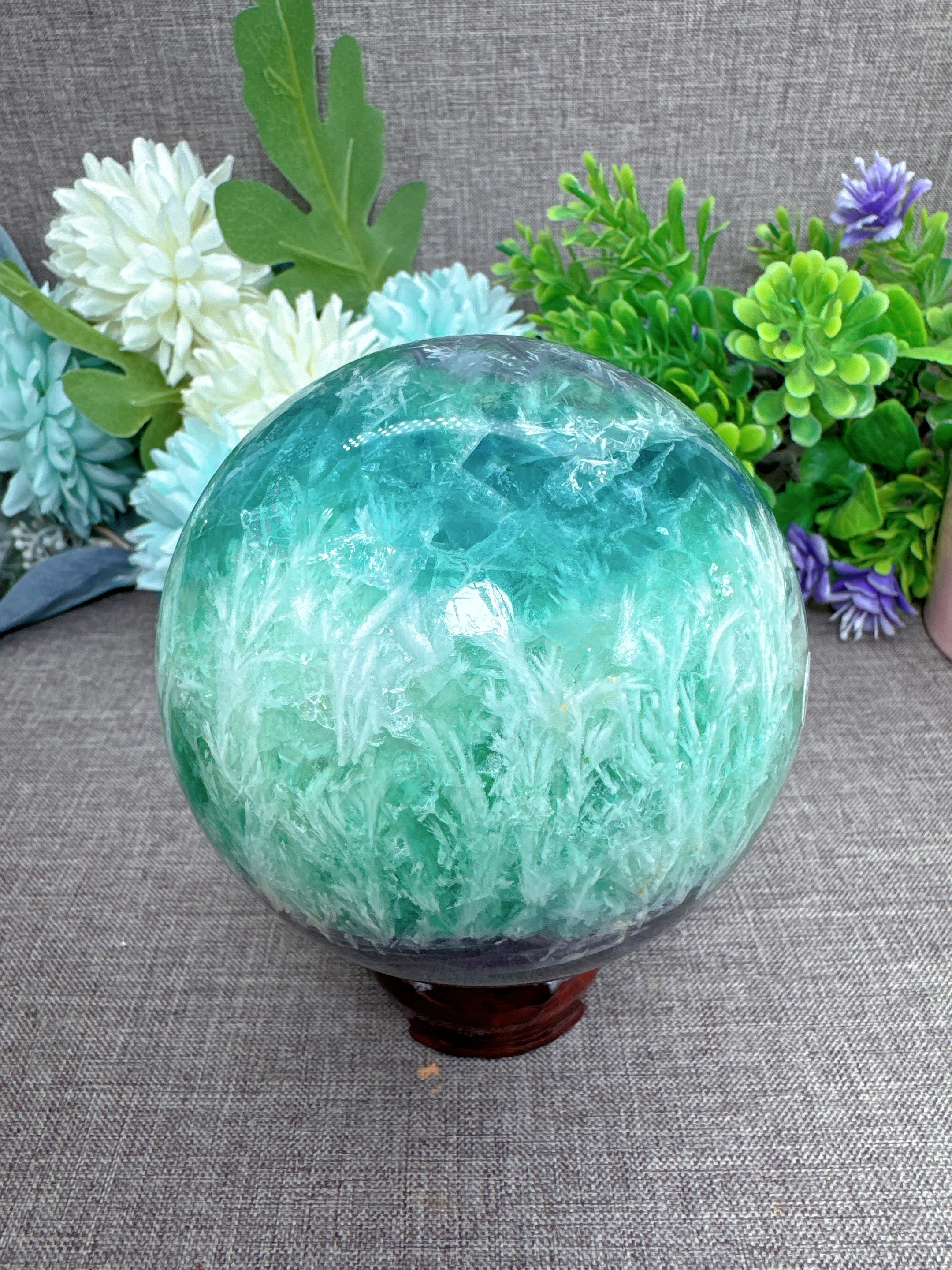 Rare Natural Snowflake Feather Fluorite Ball Quartz Crystal Energy Ball Mineral Reiki Healing Stone, Degaussing Magic Divination