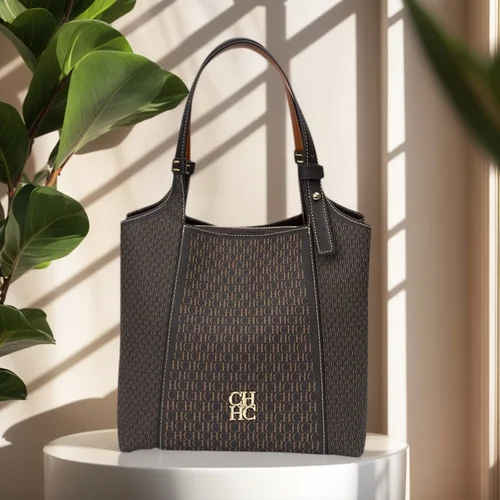 Imagen 2 del producto Exquisito bolso de mano ligero a la moda de marca de lujo de gran capacidad para mujer, bolso de mano multifuncional con diseño impreso con letras para mujer