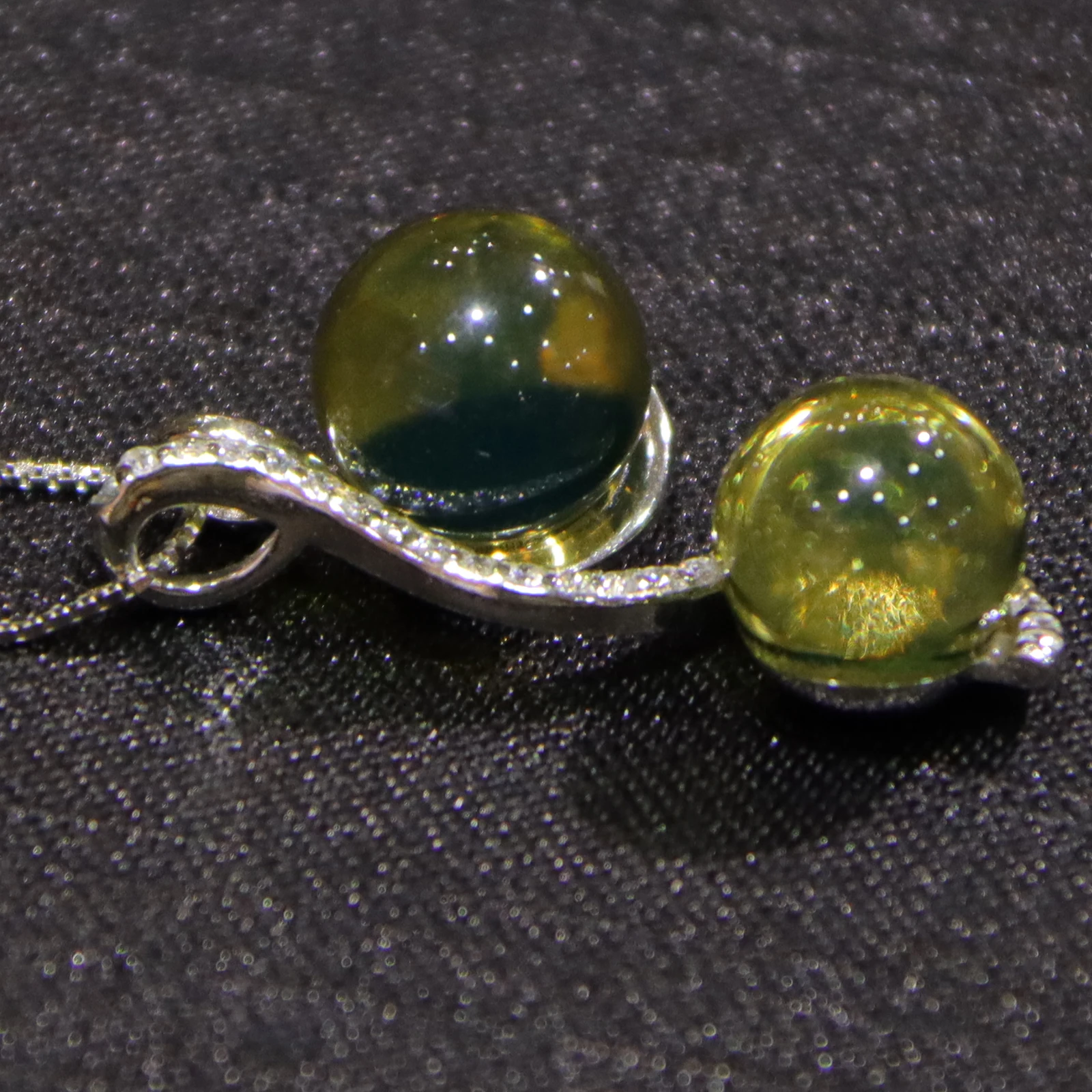 Pure Silver Natural Mexican Blue Amber Geometric Pendant with 8mm and 9mm Beads