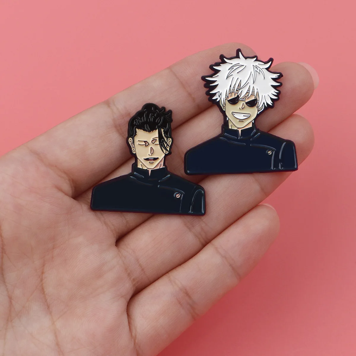 2pcs Creative Anime Jujutsu Brooches Cute Gojo Satoru Itadori Yuji Lapel Pins Badge backpack clothes Cosplay Jewelry Accessories