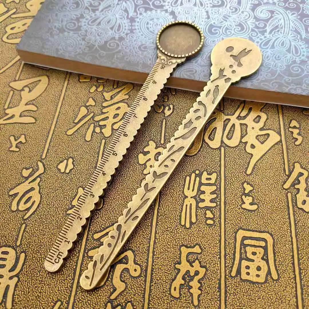 Aesthetics Vintage European style Brass Straight Ruler Students Metal Ruler Bookmarks Stationery Measuring Tool School Supplies