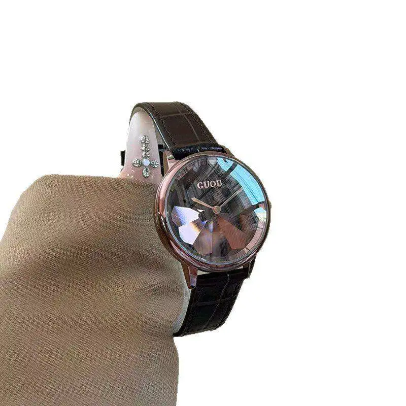 ساعة نسائية جديدة، أزياء على الطراز الكوري، ساعة نسائية عصرية وأنيقة مع حزام جلدي، هدية مثالية للنساء.