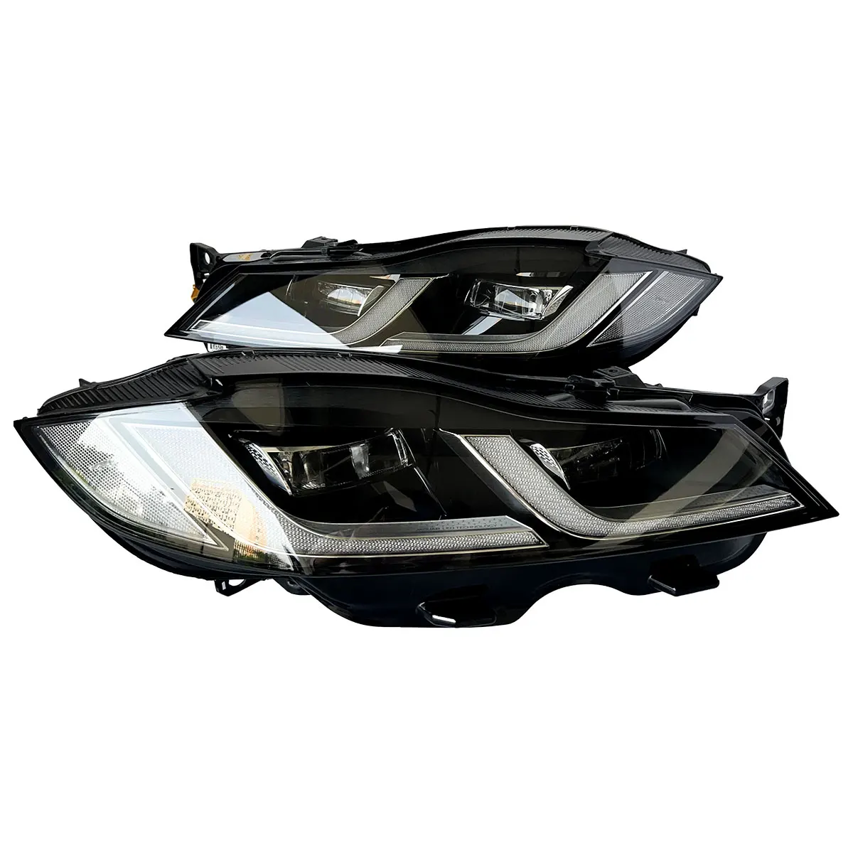 For 2016-2024 Jaguar XF F-Pace LED Car Headlights 12V Amber LED Bulbs for Front Lighting Upgrade Replacement for Original BMW