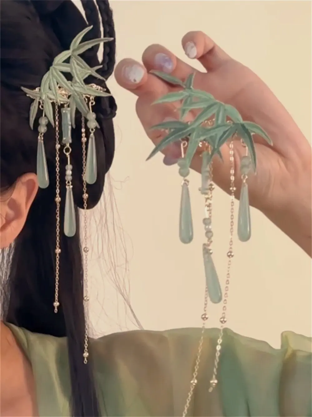 Chinese Style Hanfu Hair Clips 2 Pcs Green Bamboo Tassel Side Hairpins Vintage Cheongsam Hair Accessories For Women Girls Cospla