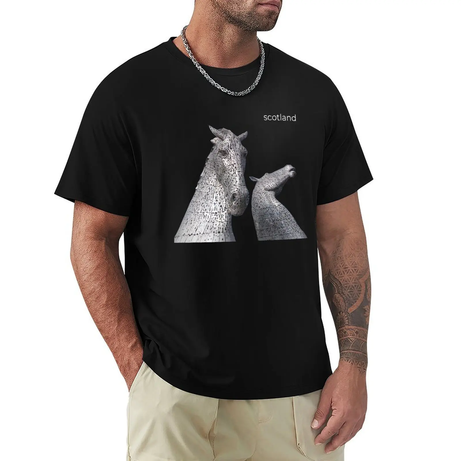 Scotland Kelpies - Horses of Falkirk - Scottish Gifts T-Shirt Utility Work Short Sleeve Top