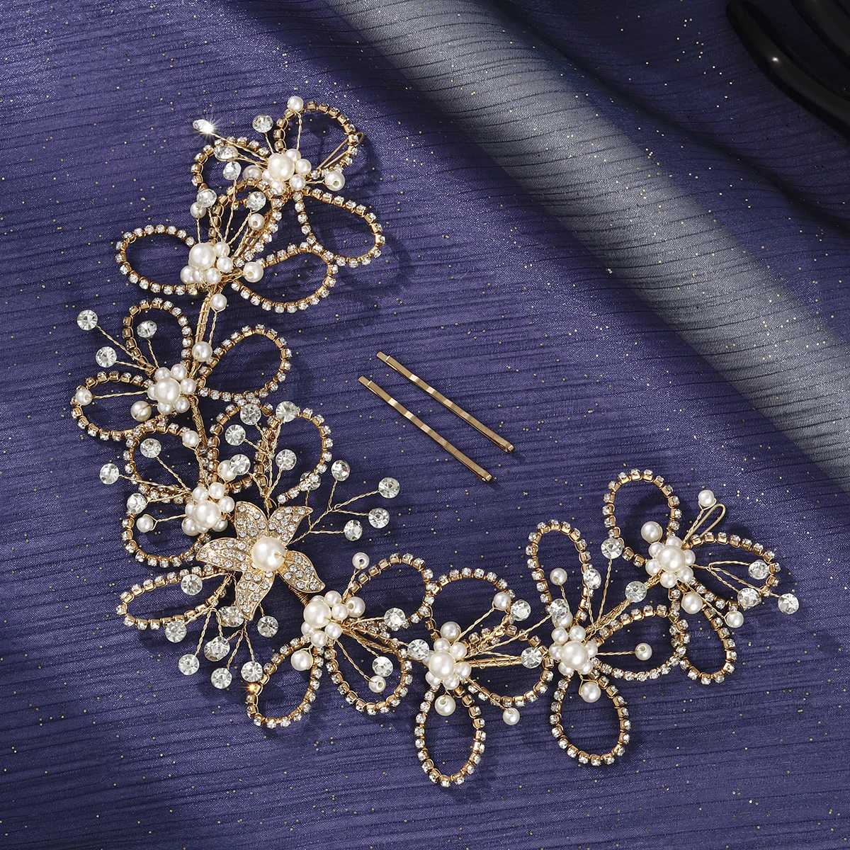 Europejskie i amerykańskie luksusowe perłowe opaski ślubne do włosów, ręcznie robione kryształowe korony z koralikami, świąteczne ozdoby do włosów dla kobiet.