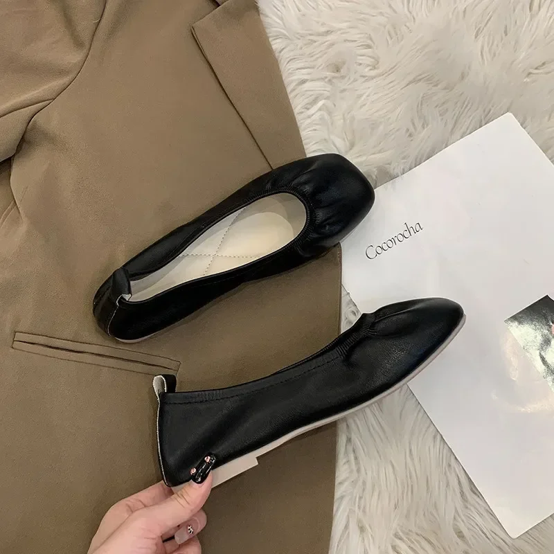 Damen-Ballerinas aus weichem Leder, bequeme Slipper mit eckiger Zehenpartie, Modell 2026, Street-Style, lässige Alltags- und Freizeitschuhe, Slipper – Detail 8