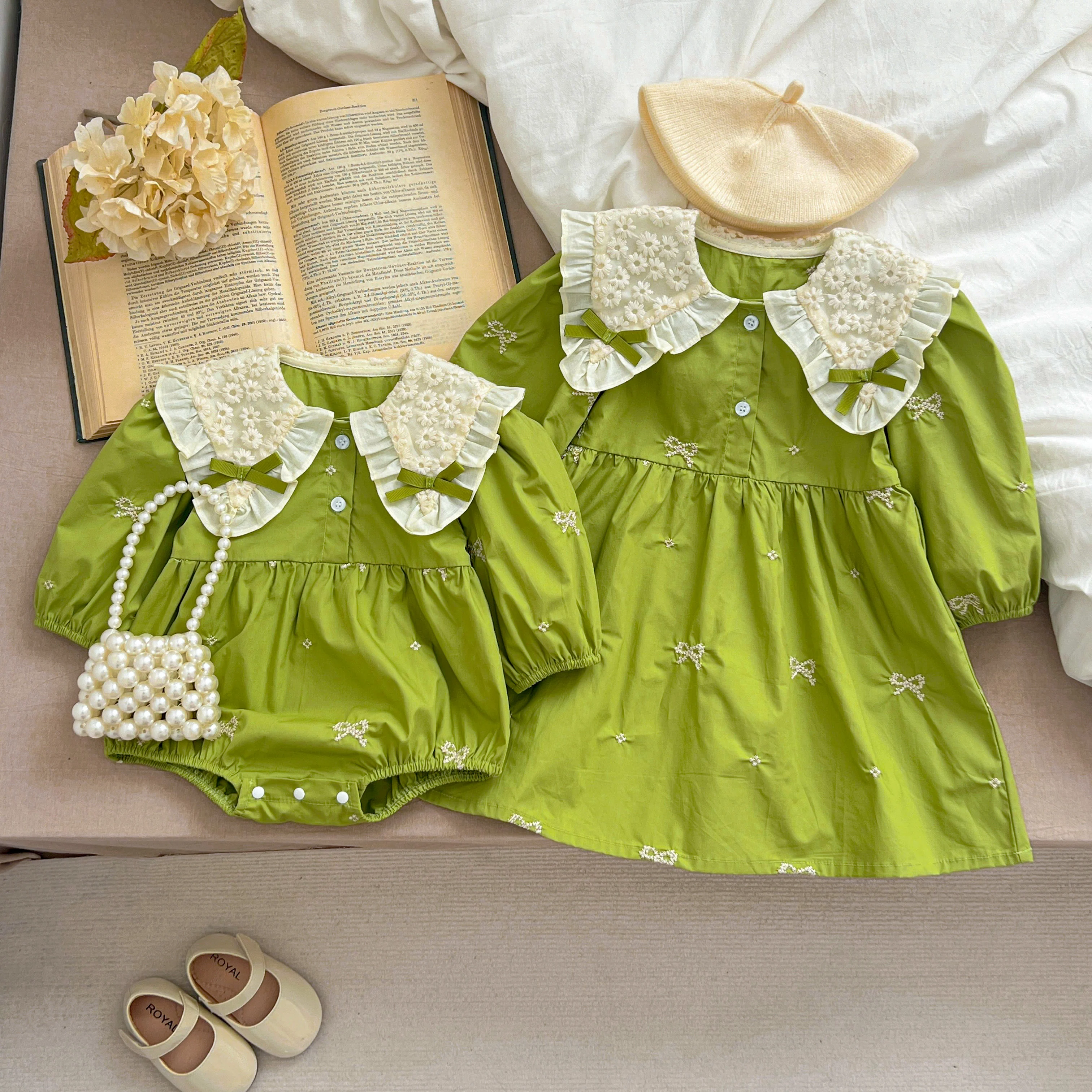 Schwestern Kleidung Säuglings Baby Mädchen Spitze Kragen Kleid Strampler Kinder Baby Mädchen Gestickte Bogen Prinzessin Kleid Familie Kleidung Strampler – Detail 25