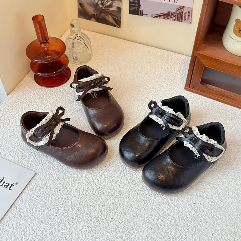 Sepatu Kulit Anak Perempuan Baru yang Manis untuk Putri Musim Semi Musim Gugur Sepatu Sekolah Anak dengan Tali Kasual Anak-anak Pita Pesta Sepatu Mary Jane