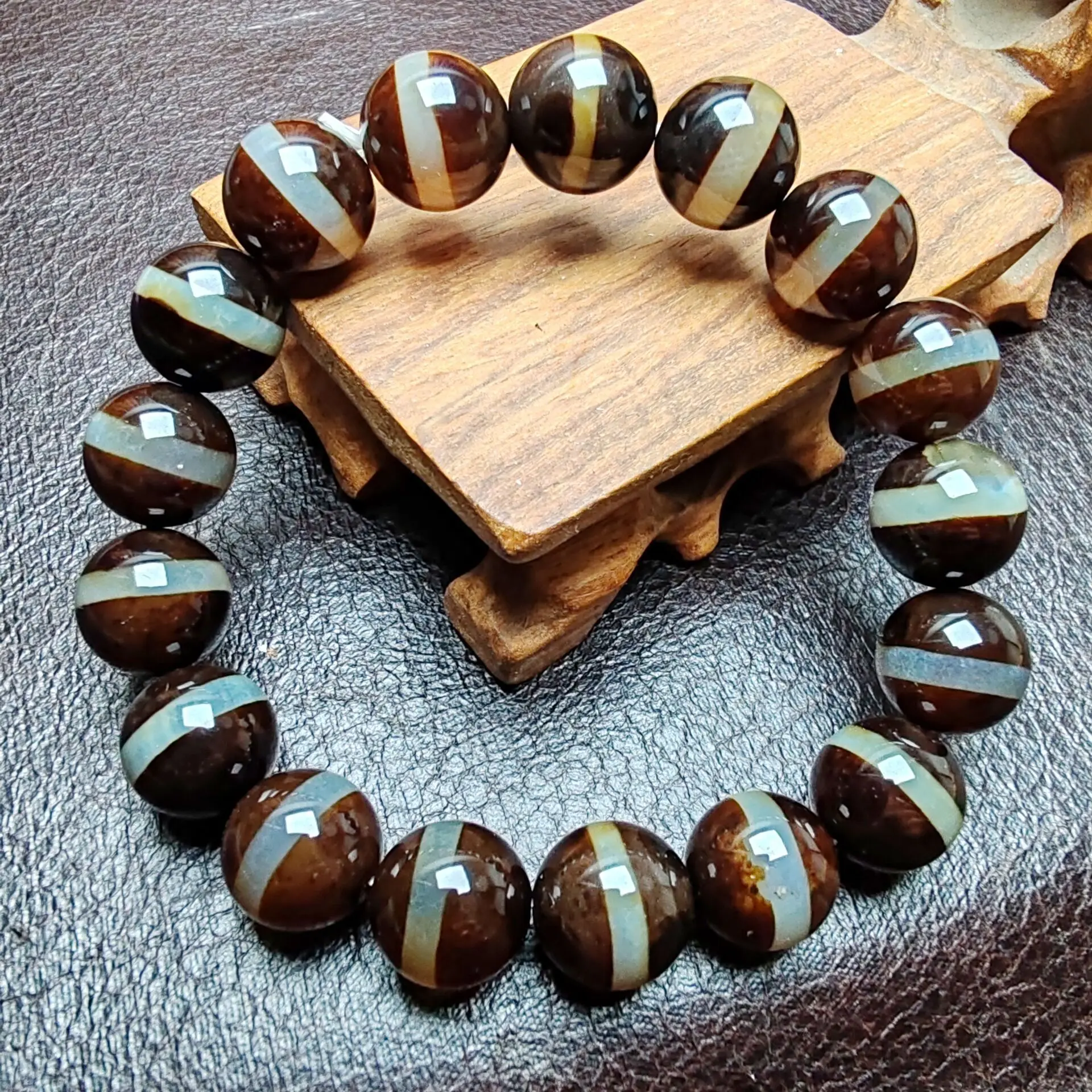 

Natural Agate Bracelet Bangles Men Women Healing Gemstone Fine Jewelry Genuine Tibetan Buddhism Old Agate Dzi Beads Bracelets