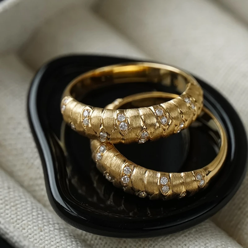 Aazuo Fine Jewelry Real 18K Yellow Gold Vintage Style Fashion Knit Shape Natural Diamond Women's Birthday Party Rings AU750 view 3