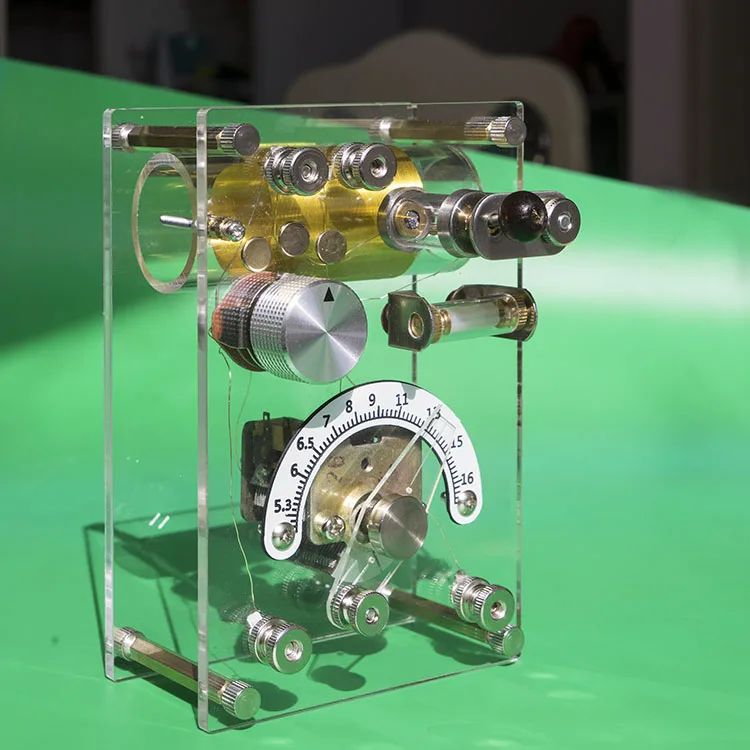 Ore radio has diodes, 3DQ, and interchangeable ore detection