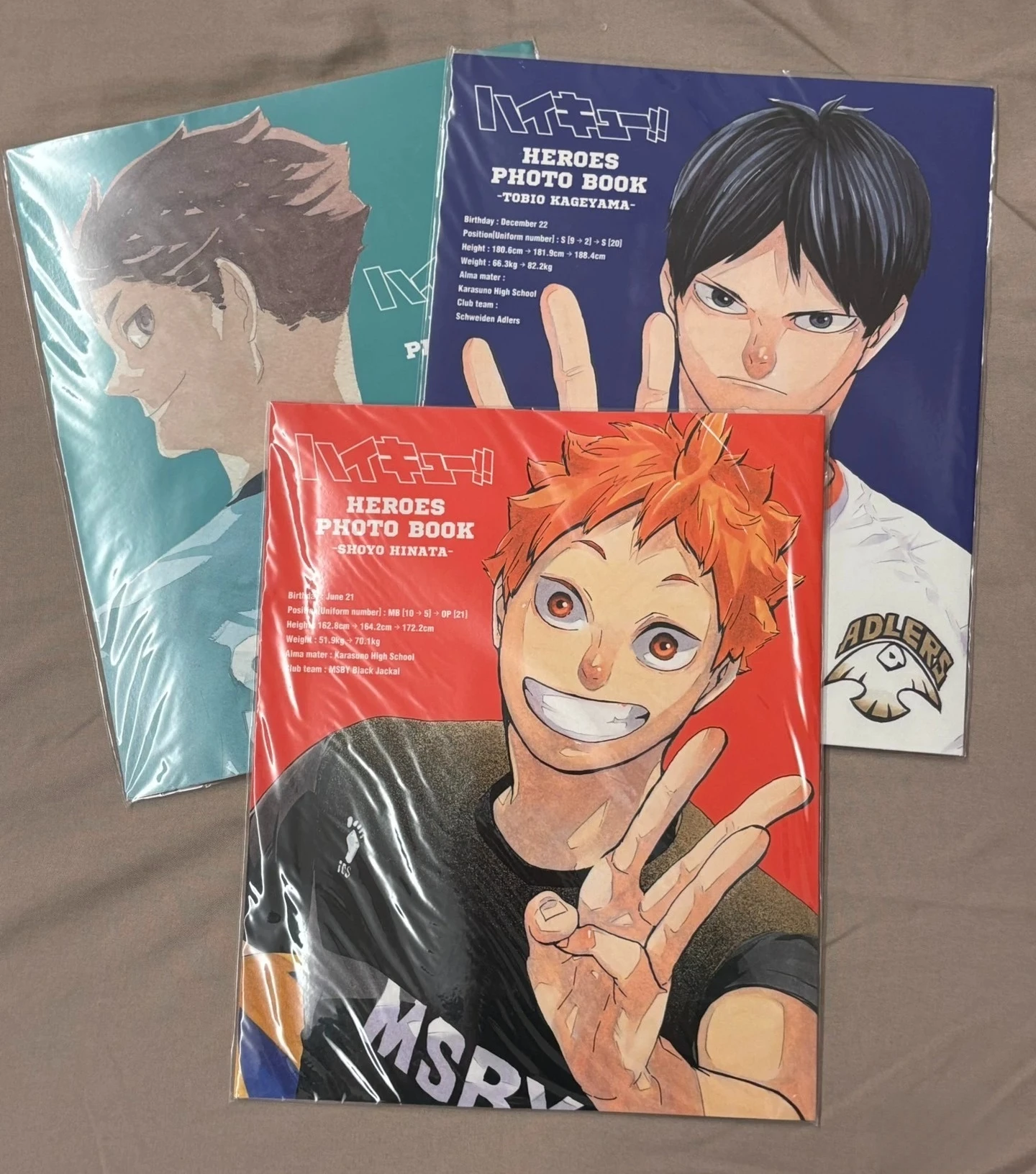 1pc Japan Anime Haikyu!! Hinata Shoyo,Kageyama Tobio,Oikawa Tooru,heroes photo book Comic Art Collection Manga album in Japanese