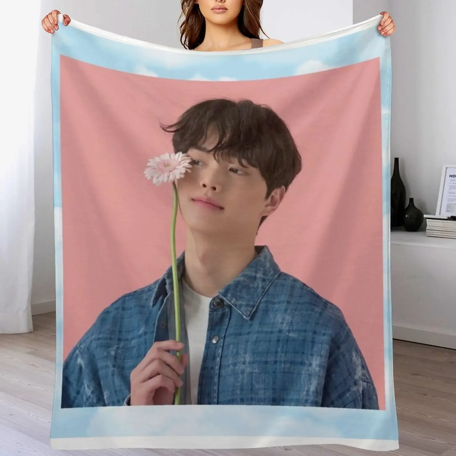 

song kang Throw Blanket Cute Blankets Sofas Of Decoration Winter beds heavy to sleep Blankets