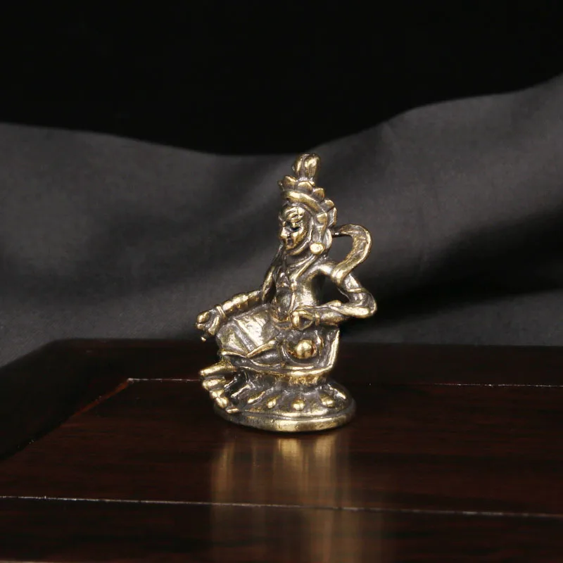 Retro Brass Yellow God of Wealth Ornament Tibetan Religious Buddha Statue Handicraft Enshrined Statue Cultural and Antique Bronz