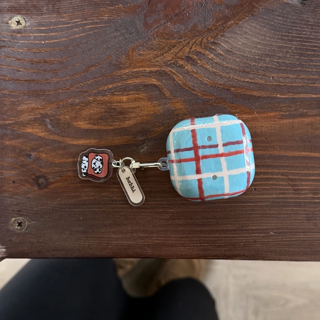 Vintage Blue Brown Plaid With Puppy Pendant Shock Proof Earphone Cover Case for Samsung Galaxy Buds 3 Pro 2 Pro FE Live