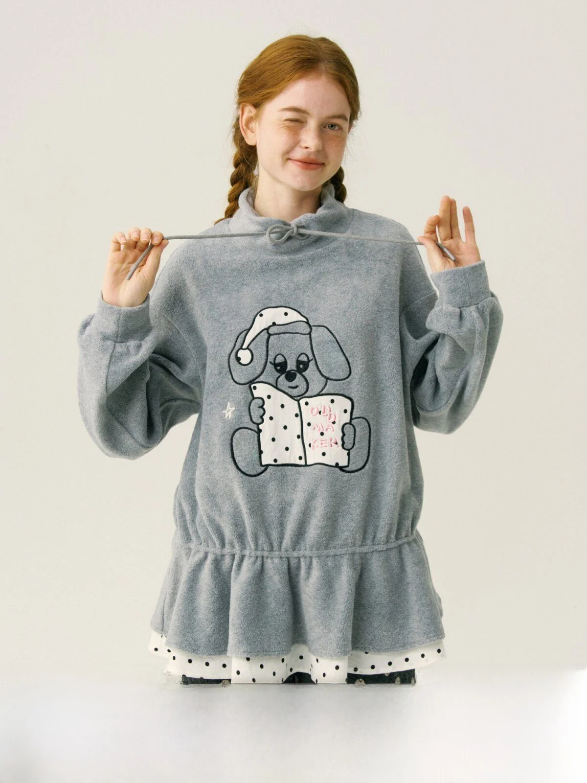 

Oddmaker Embroidered Dog Pattern Sweatshirt Women's Casual Cute Top Overlap Fleece round Neck Pullover Shirt Short Length Pol...