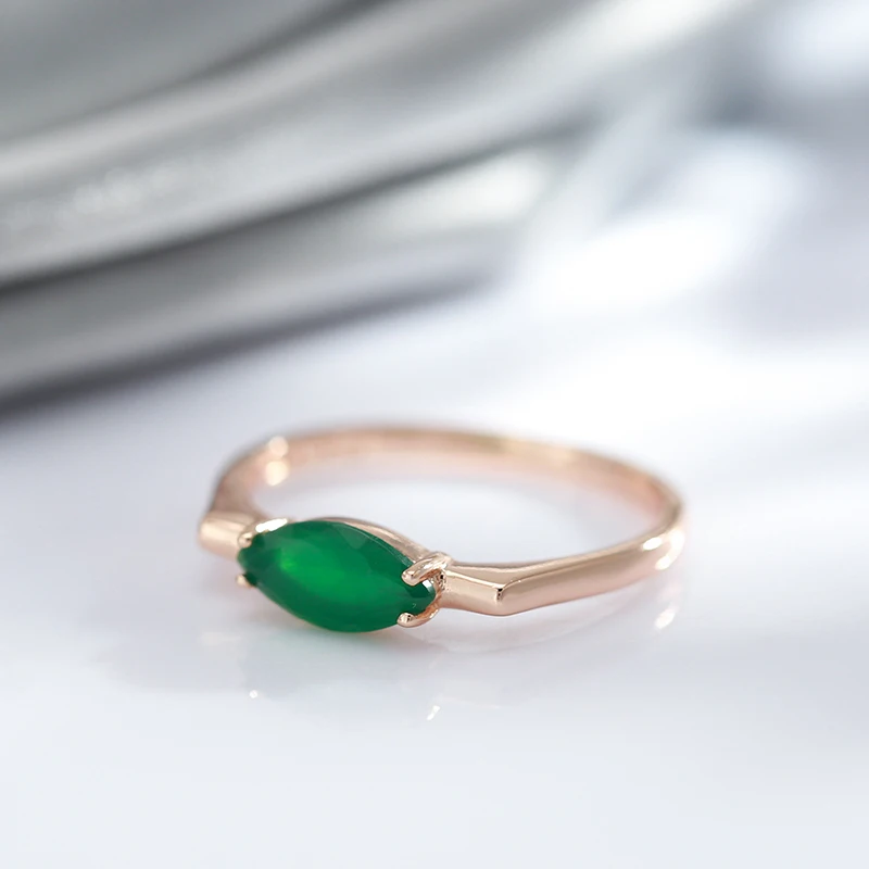 Kienl New Simple 585 Rose Gold Ring for Women Luxury Green Natural Zircon Bride Ring Vintage Wedding Jewelry Fashion 2022