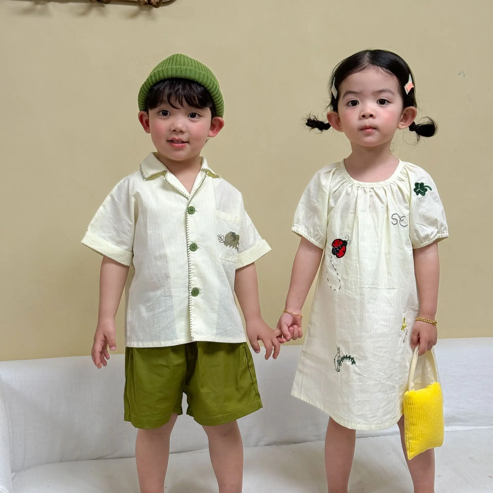 Set 2026 Spring Summer New Childrens Clothing Korean Boys and Girls Embroidery Cartoon Shirt Shorts Dress Brother and Sister