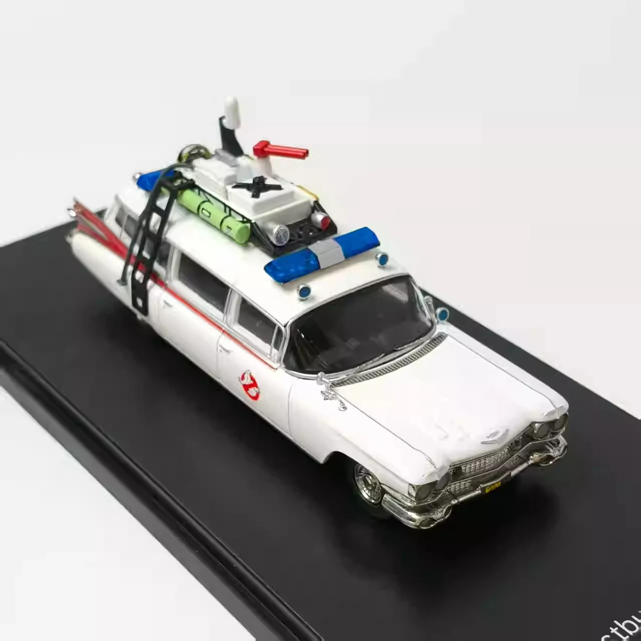 1:64 ECTO-1 Ghostbusters Miller-Meteor Legierungsauto, Druckguss und Spielzeugfahrzeuge, Automodell, Miniaturmodellauto für Kinder