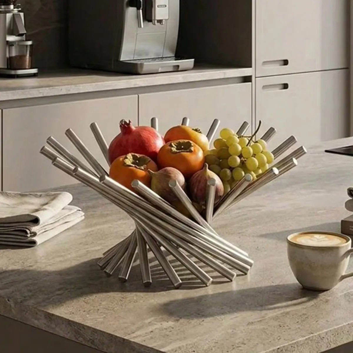 Stainless Steel Fruit Plate, Light Luxury, High-End, Exquisite, High Aesthetic Value, Living Room Coffee Table, Italian-Style Decoration, Home Use, 2026 New Model
