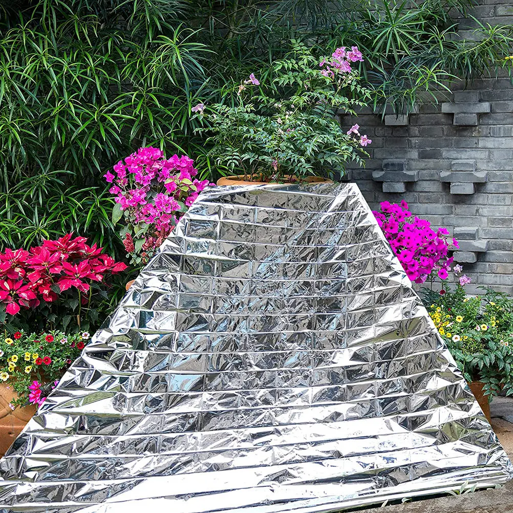 High-Reflective Reusable Garden Reflective Film for Plant Growth Greenhouse Soil Cover Windproof Emergency Outdoor Gardening