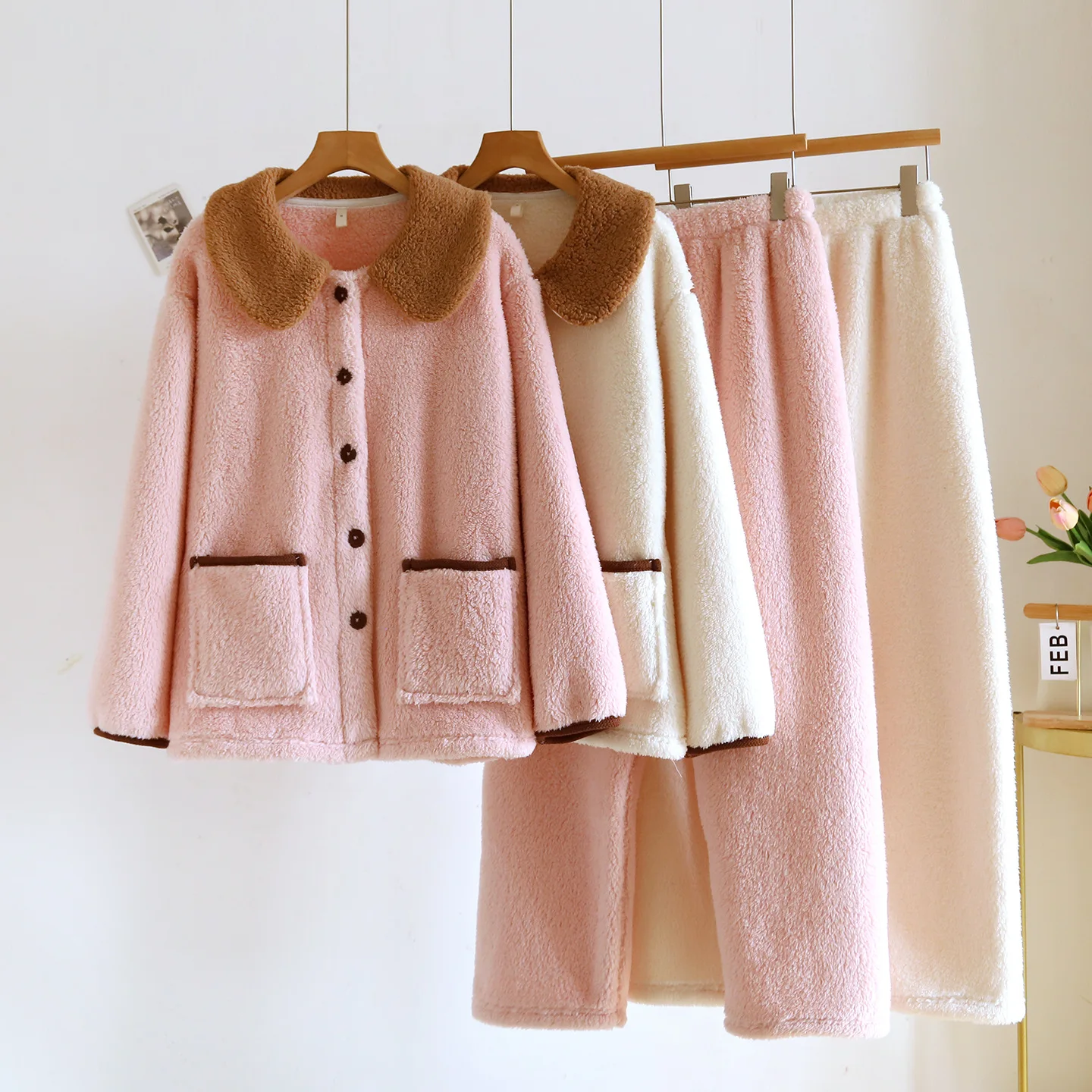 women's-suits-flannel-warm-winter-nightwear-2-piece-set-pajamas-for-women-sleeping-clothes-long-sleeve-trousers-pyjama-sets