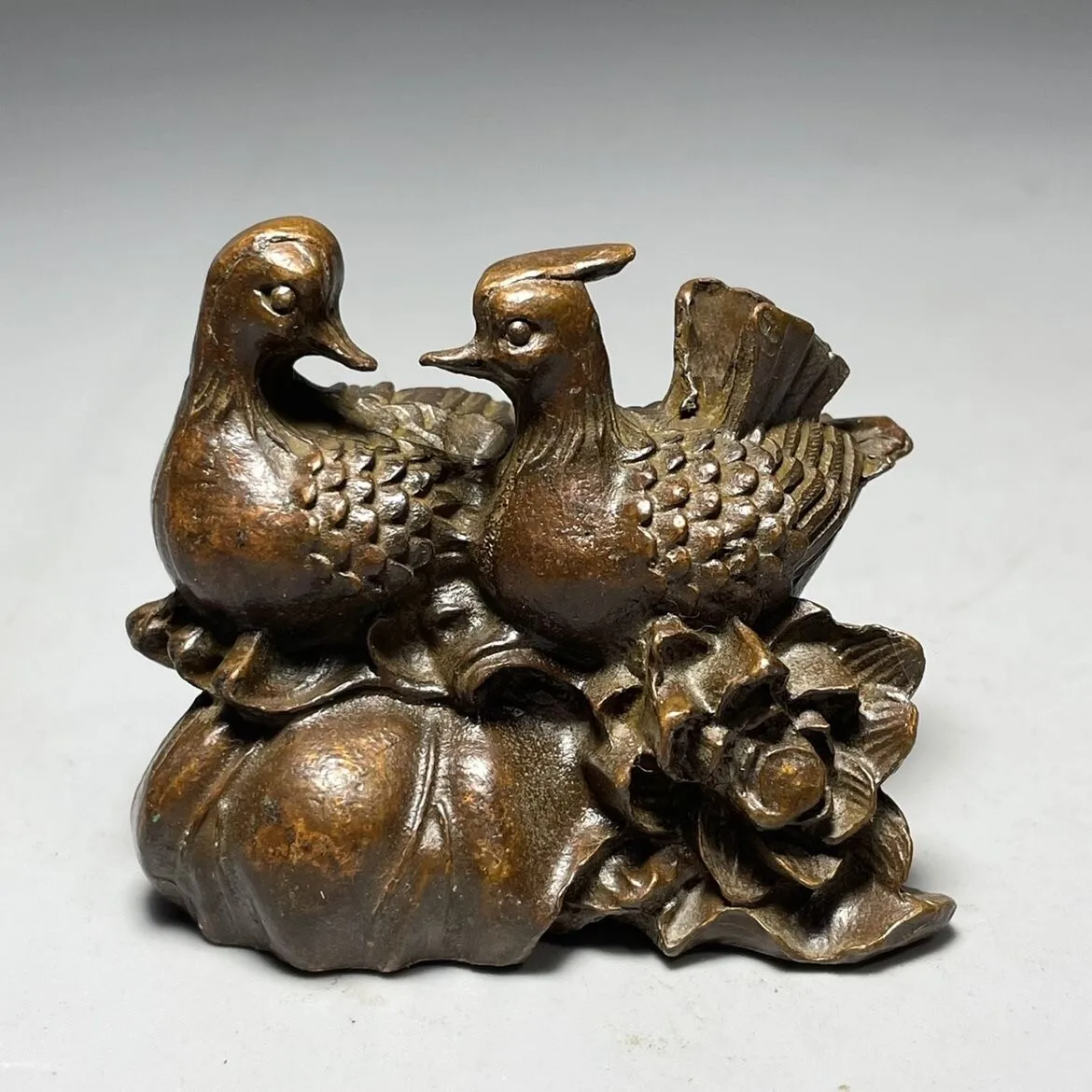 Rare Copper mandarin duck Statue figure Mandarin ducks playing in the water