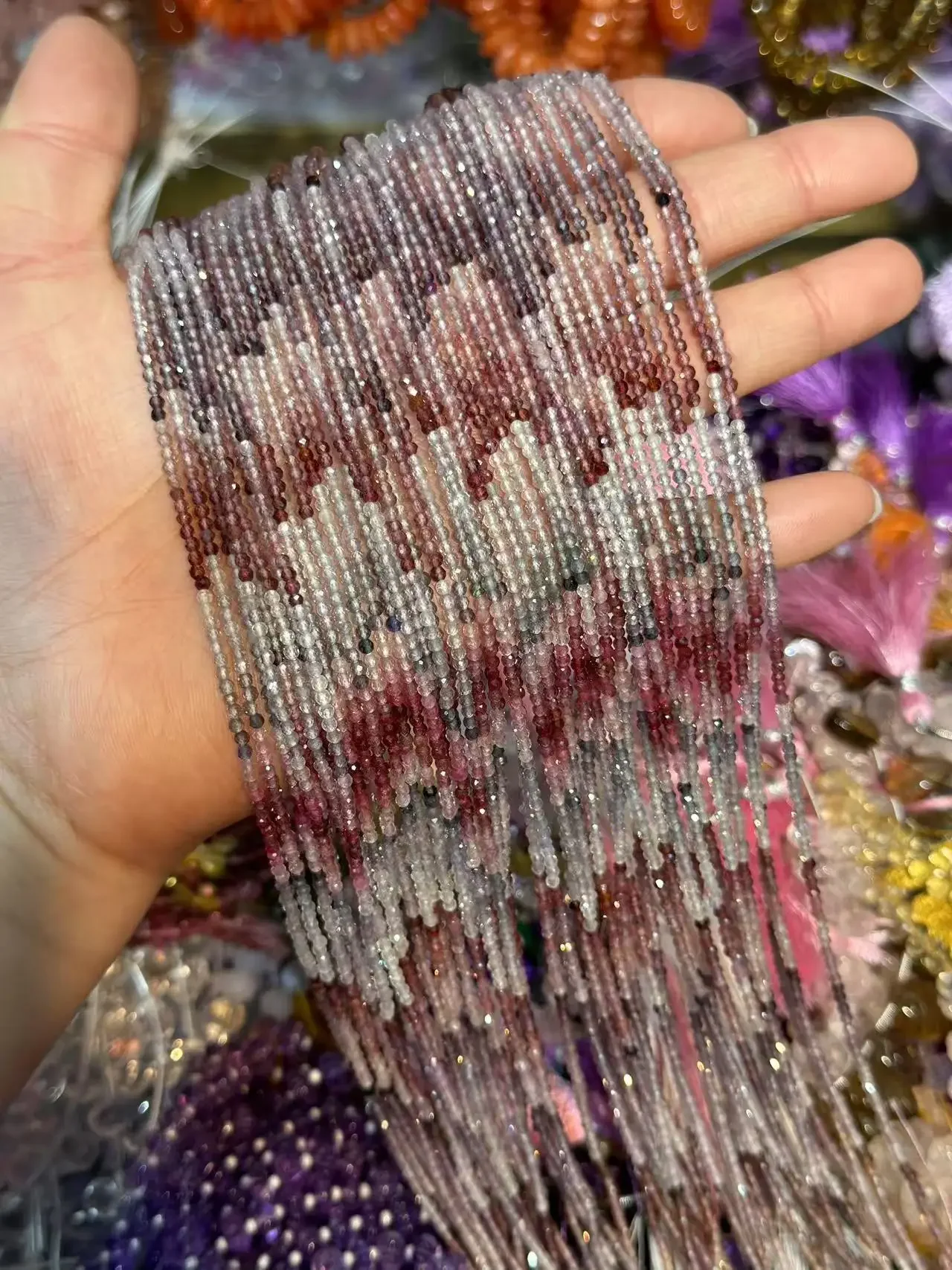 

2 мм натуральный градиент красочный шпинель драгоценный камень граненый свободный бисер изготовление DIY браслет ожерелье для ювелирных аксессуаров оптом