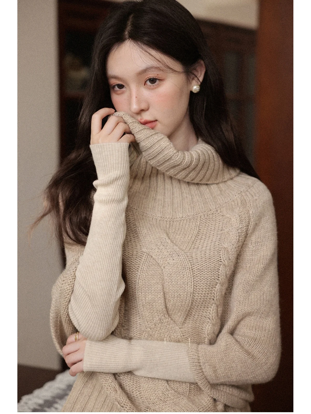 

Ele Long Sve Oaeal Knitwear Women's Inner Wear Slimming Base irt Autumn Faionable V-ne Color Top