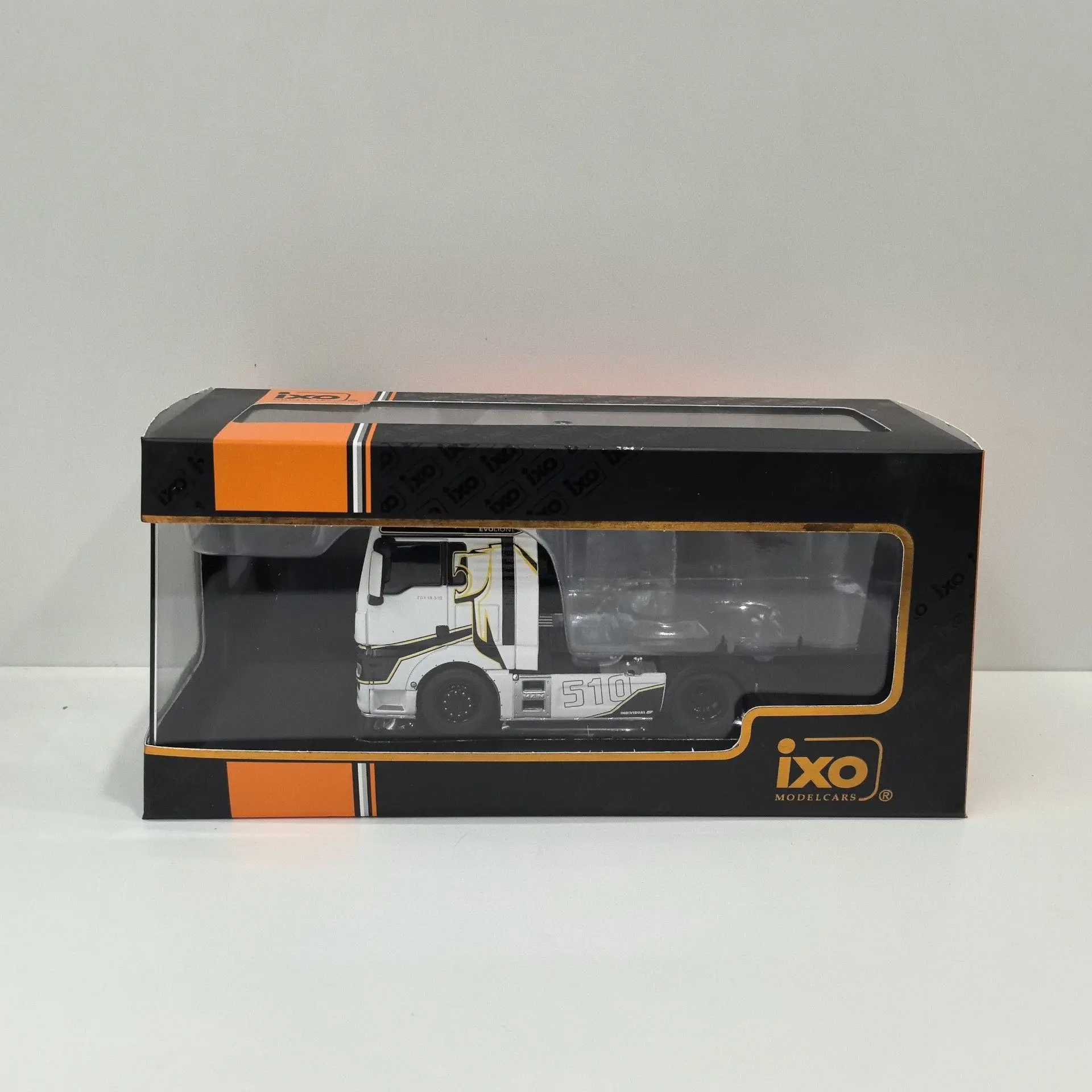 

Diecast IXO 1/43 Scale MAN TGX XXL D38 Alloy Car Model