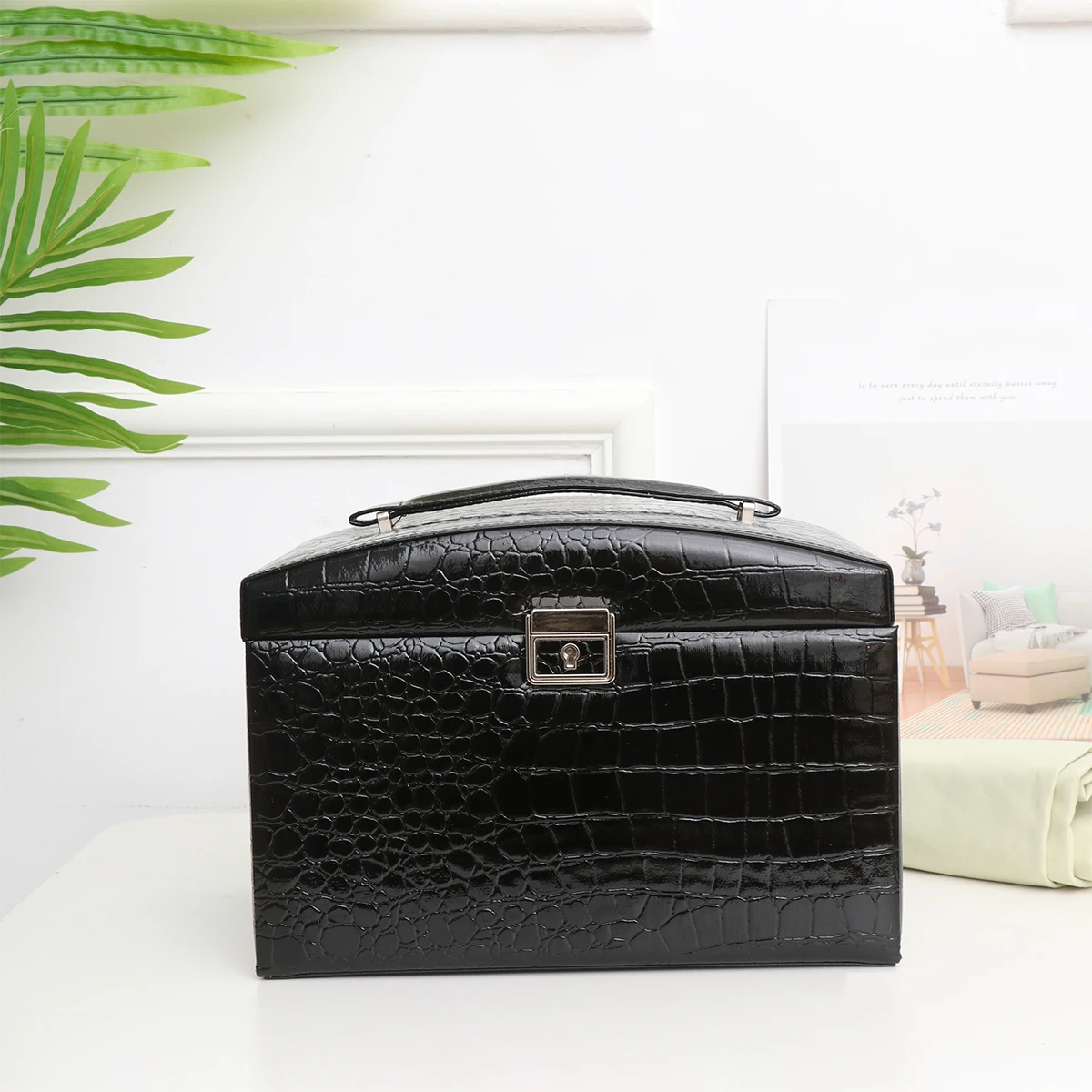 

Creative 3 Layers Jewelry Storage Box With Lock Multi-Compartments Organizer Case For Women Large Capacity Travel Home Use