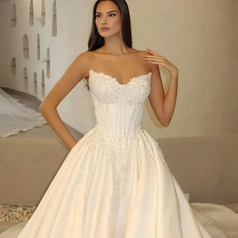

Vintage A-line Wedding Dress V-neck Beads Lace Applique Princess Satin Court Train Bridal Bride Gowns CVestidos De Noiva