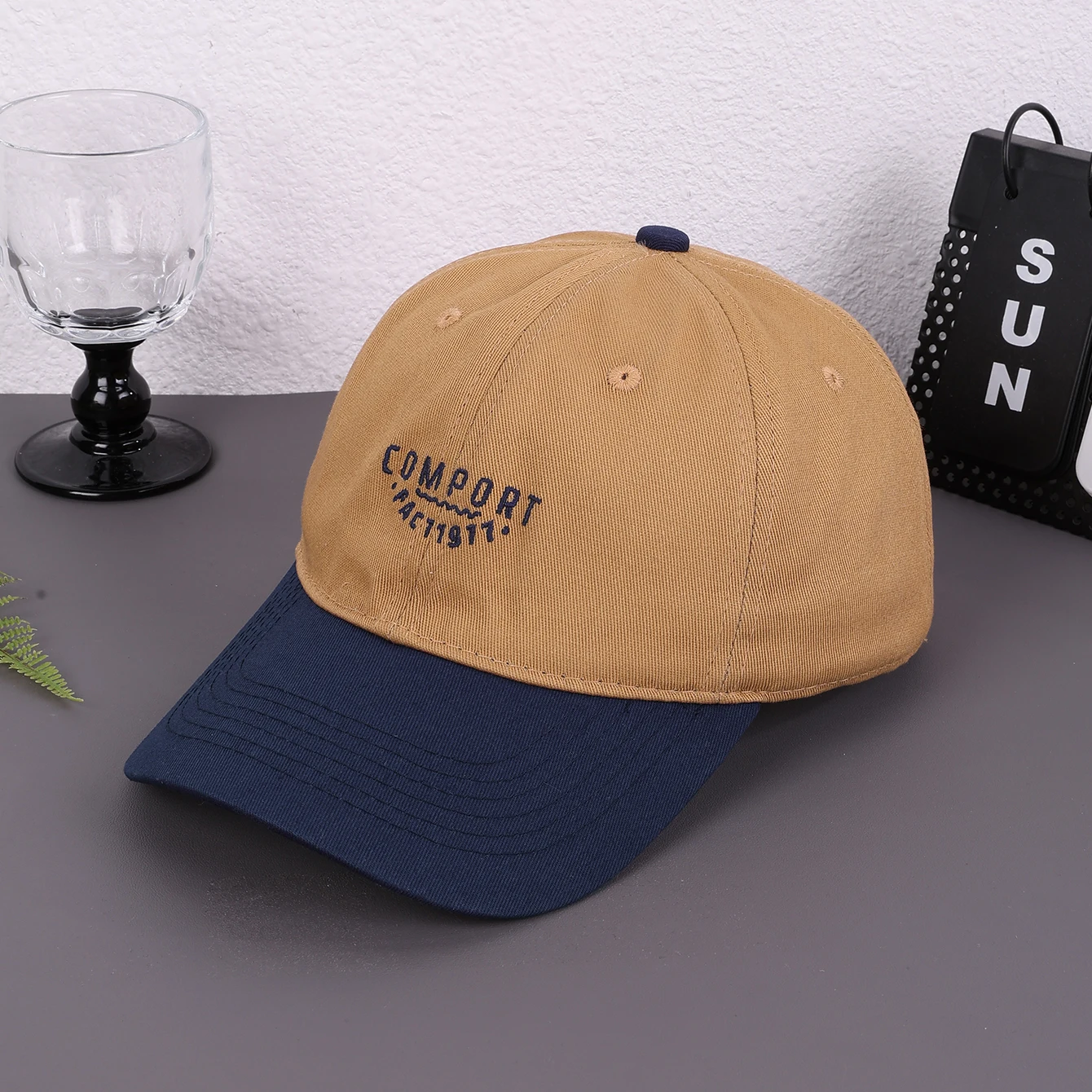 American-Style Retro Splicing Embroidered Letter 1977 Baseball Cap Couple's Daily Versatile Soft-Top Baseball Cap